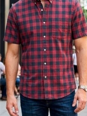 Faherty Red and Black Plaid Short-Sleeve Button-Down soft red